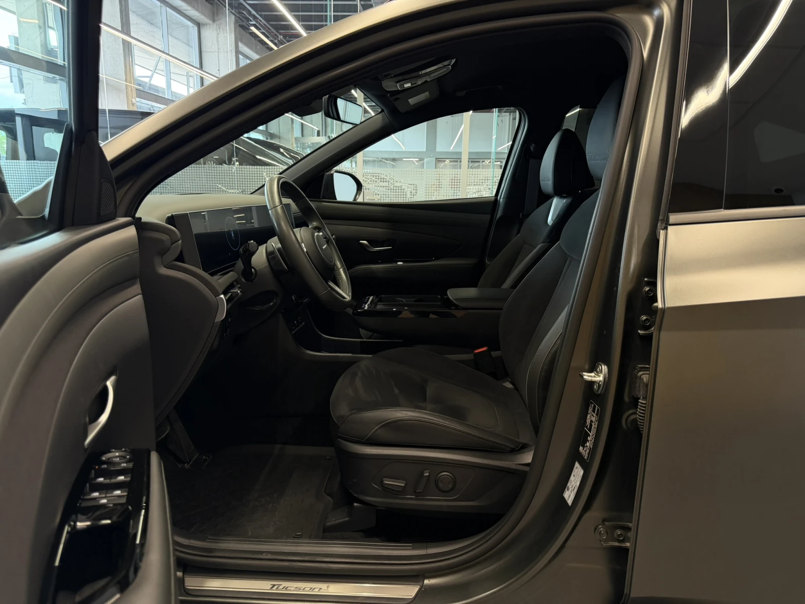 Hyundai Tucson PREMIUM 20th ANNIVERSARY Hybrid, снимка 15 - Автомобили и джипове - 55217512
