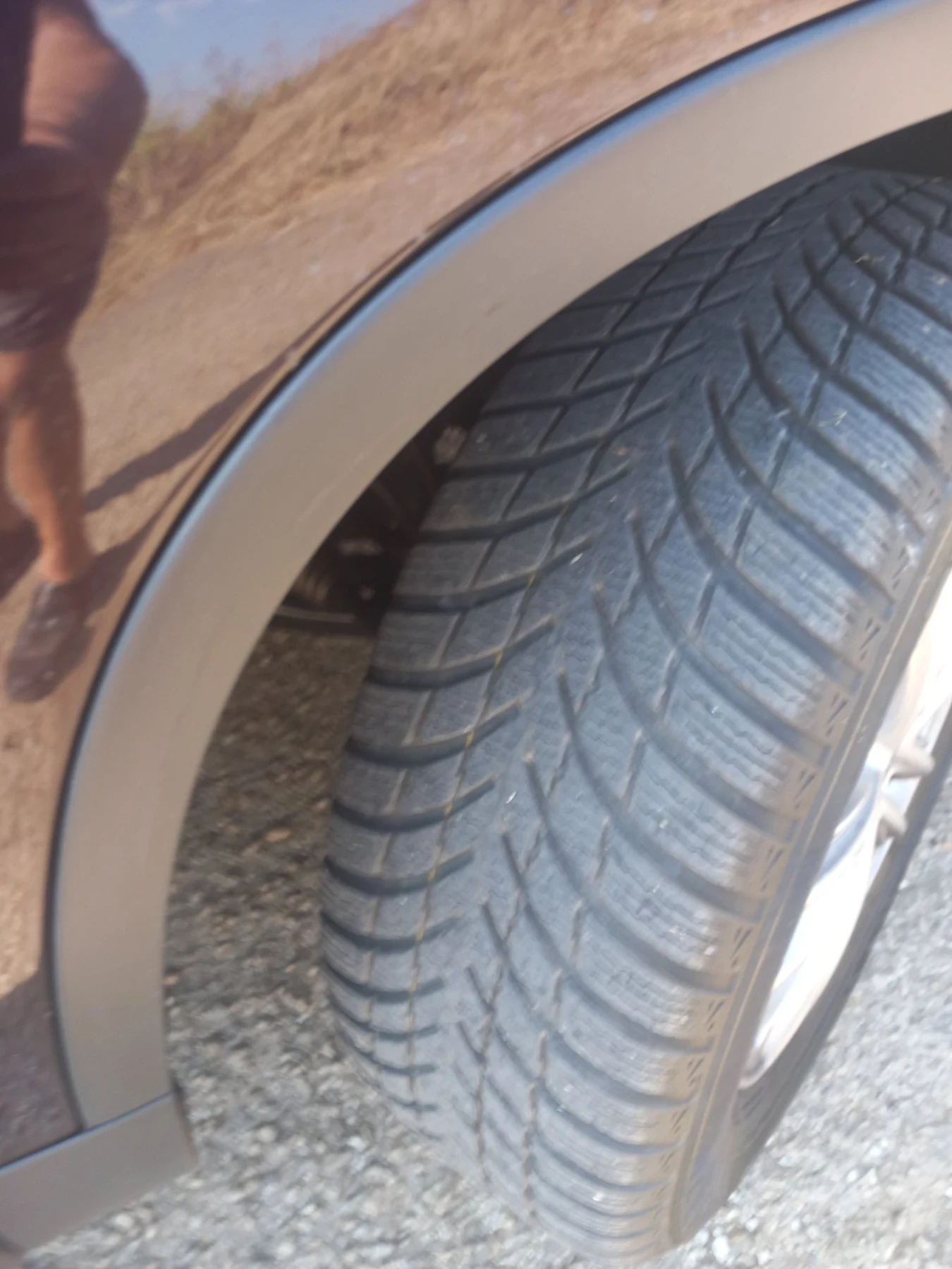 VW Tiguan 2.0TDi 4x4, снимка 11 - Автомобили и джипове - 55768489