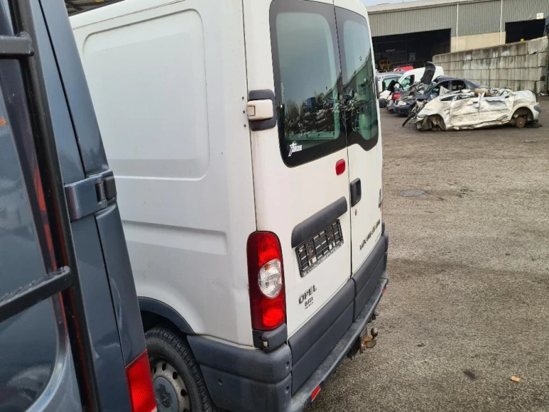 Opel Movano 2.5 CDTi, снимка 4 - Бусове и автобуси - 48320135