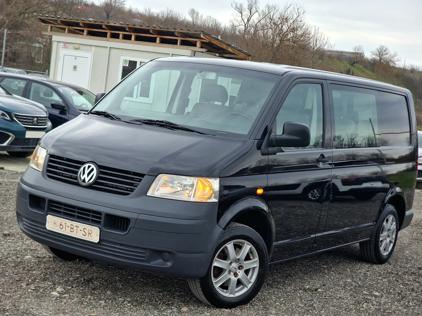 VW T5 1.9TDI* 105* , снимка 3 - Бусове и автобуси - 53926787