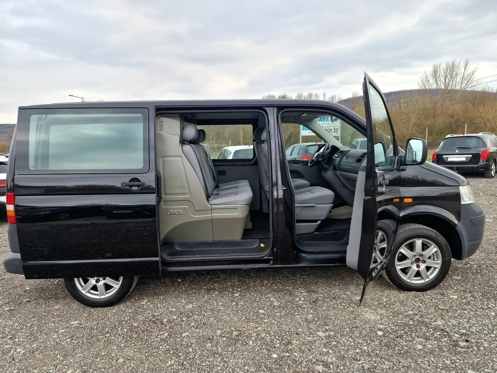 VW T5 1.9TDI* 105* , снимка 10 - Бусове и автобуси - 53926787