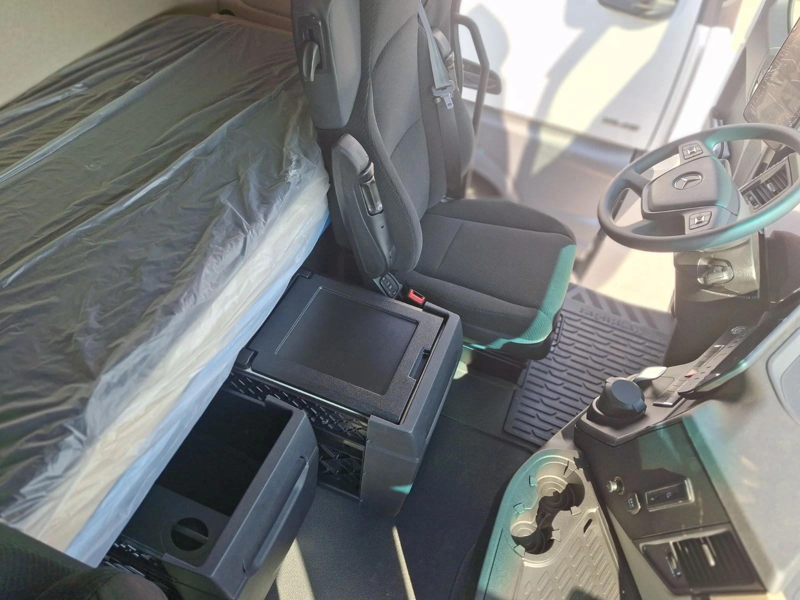 Mercedes-Benz Actros 1851 - изображение 5