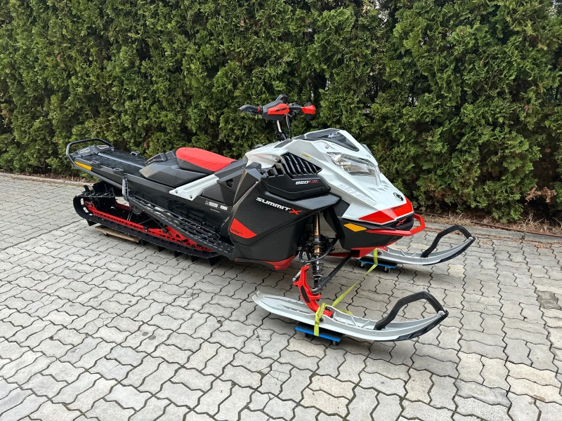 BRP Ski-Doo 850 SUMMIT TURBO Expert, снимка 1 - Мотоциклети и мототехника - 46941342