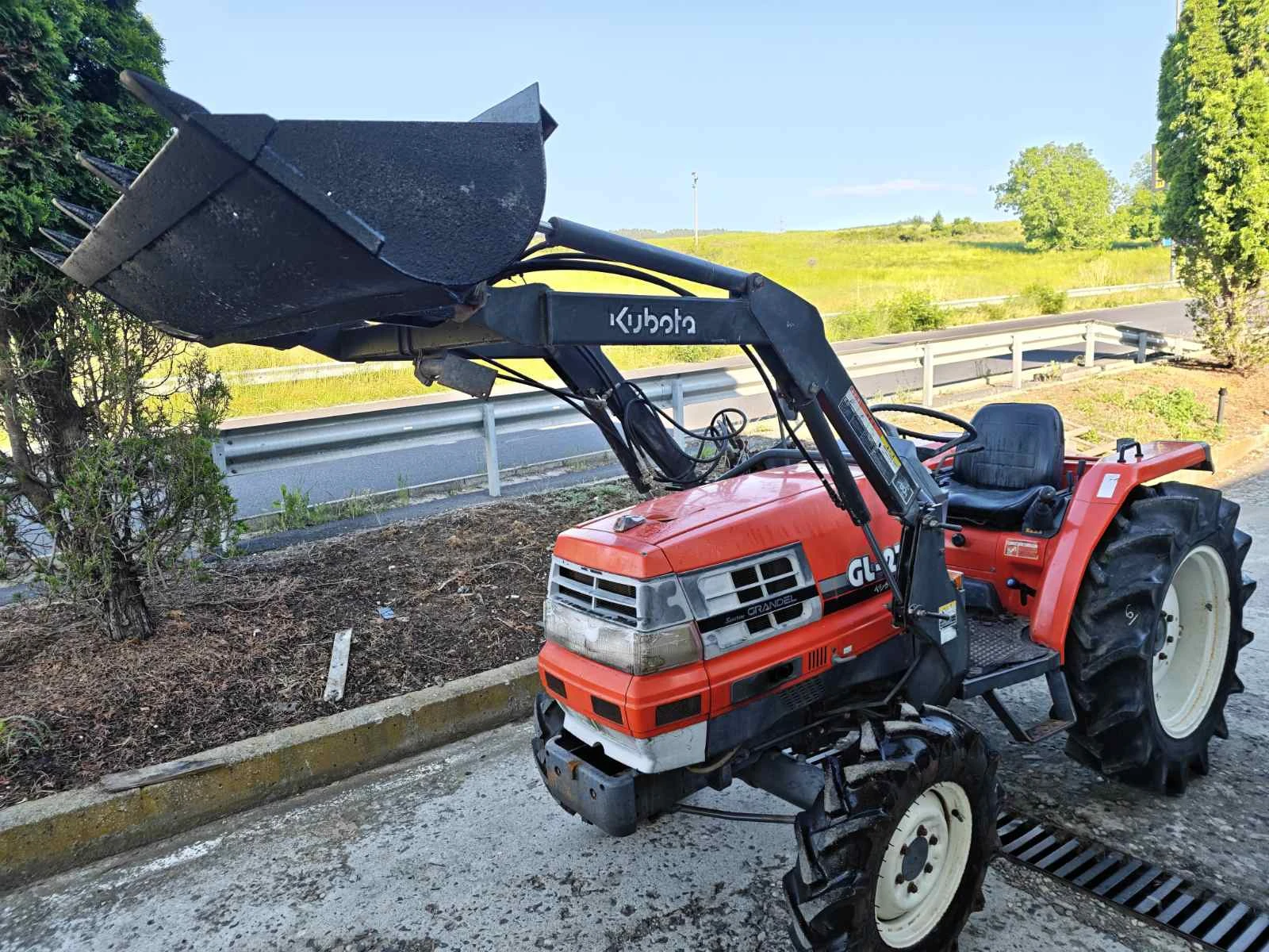 Трактор Kubota  ТОВАРАЧ ОРИГИНАЛЕН