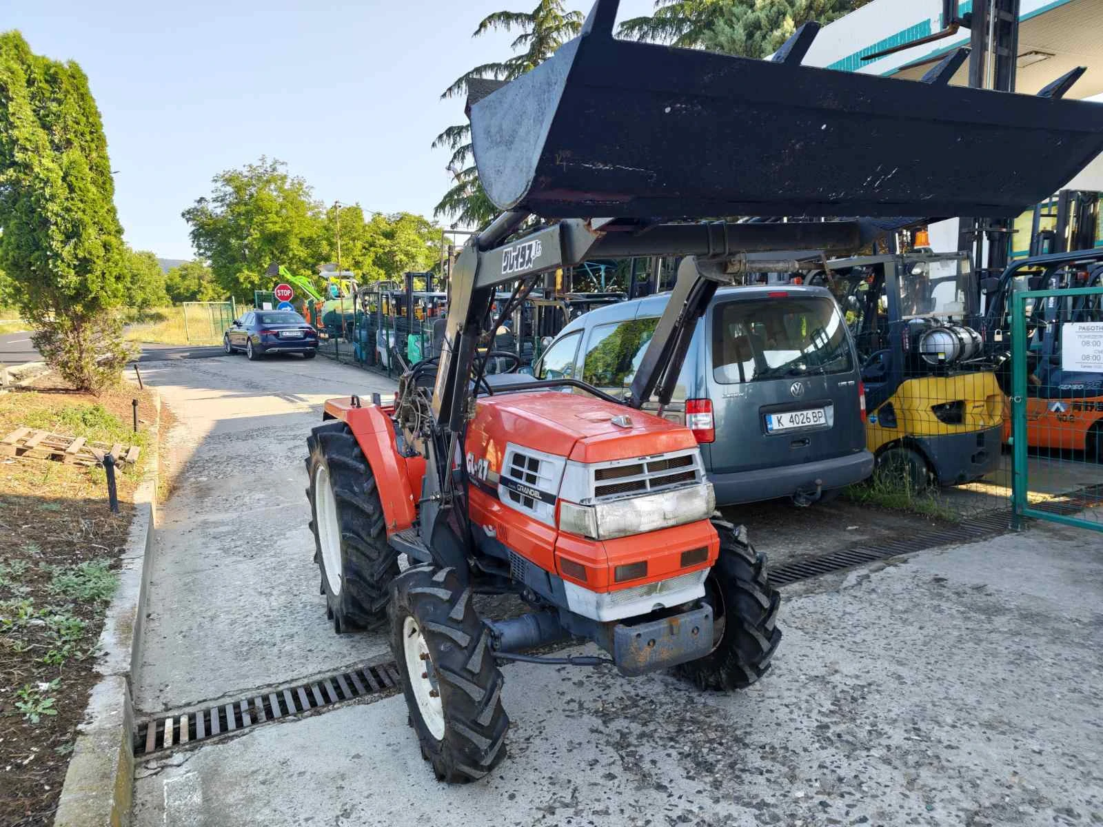 Трактор Kubota  ТОВАРАЧ ОРИГИНАЛЕН, снимка 6 - Селскостопанска техника - 54624309