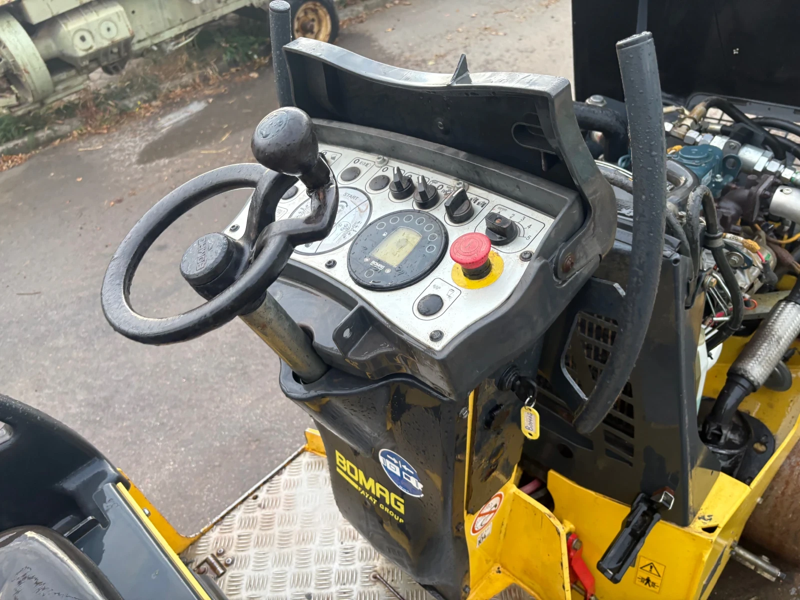 Валяк BOMAG BW 100 ADM-5, снимка 5 - Индустриална техника - 56436424