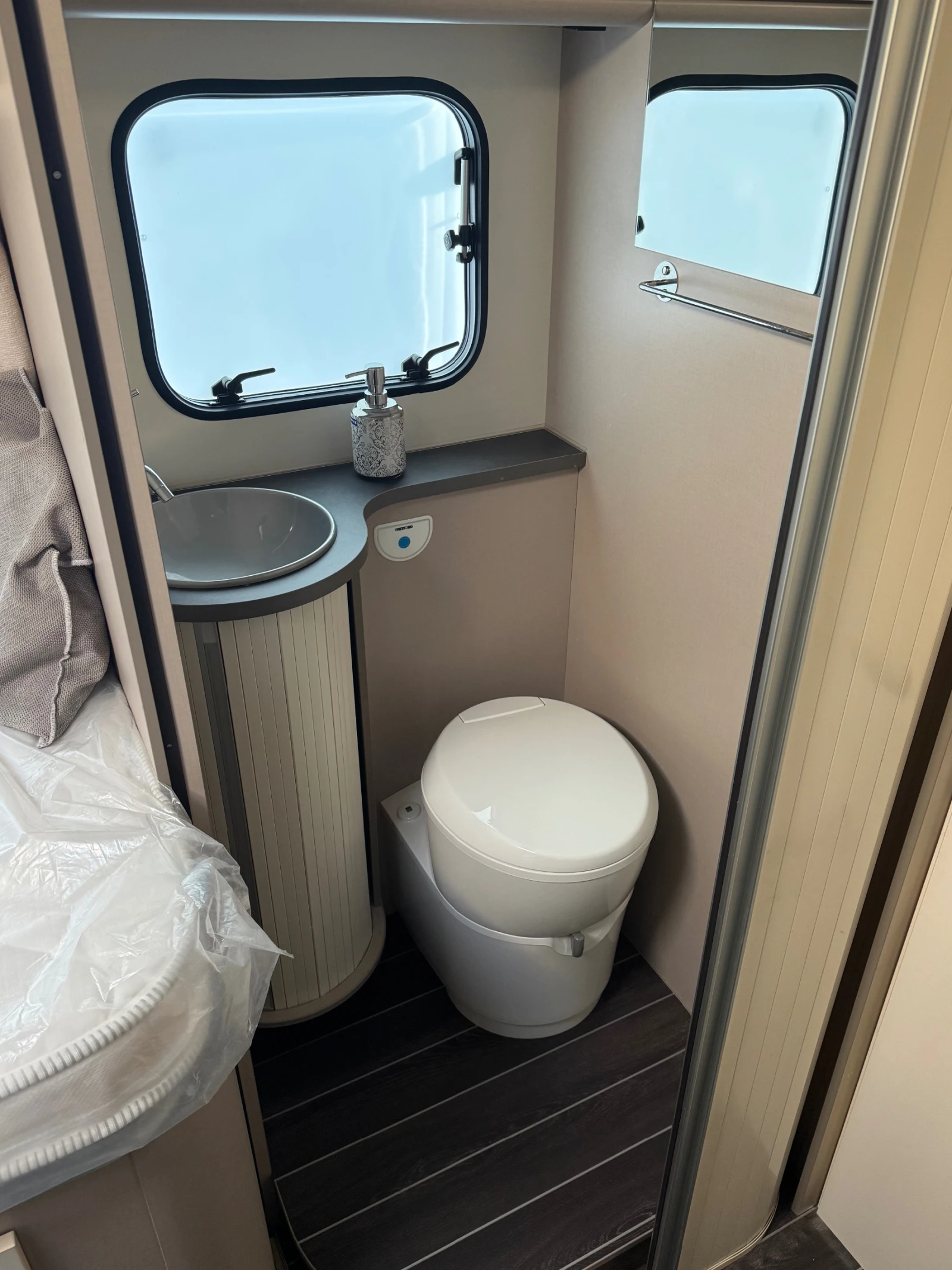 Кемпер XGO Dynamic 95P, снимка 11 - Каравани и кемпери - 54828831