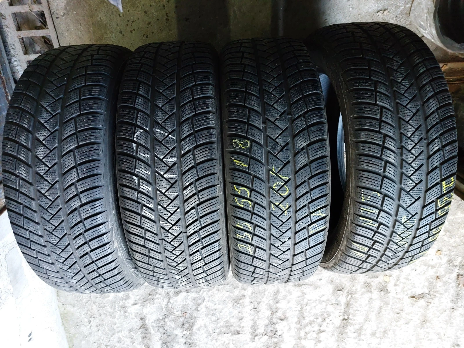  235/55R18 | Mobile.bg   1