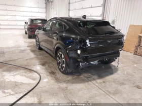 Ford Mustang Mach-E Select, снимка 3