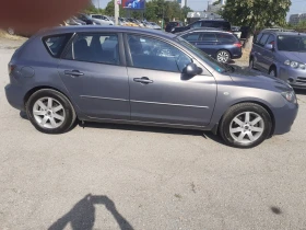 Mazda 3 1.6 като нова 115000км, снимка 3