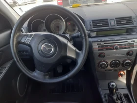 Mazda 3 1.6 като нова 115000км, снимка 8