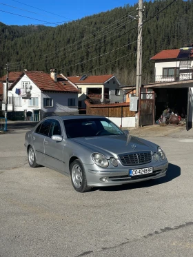 Mercedes-Benz E 320, снимка 3