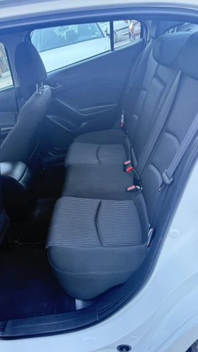 Mazda 3 SKYACTIV, снимка 10