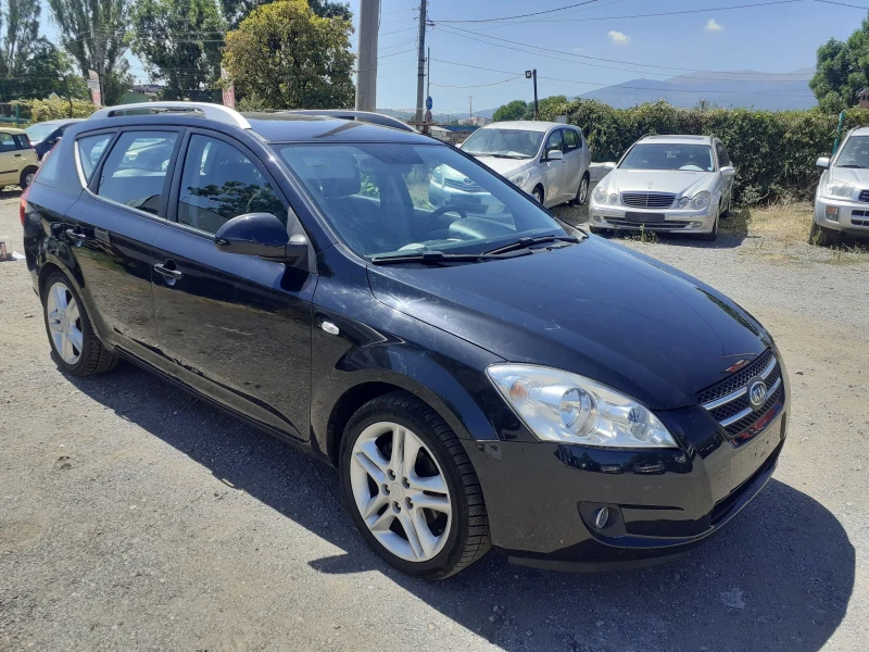 Kia Ceed 2.0 Спорт като нова , снимка 5 - Автомобили и джипове - 52659911