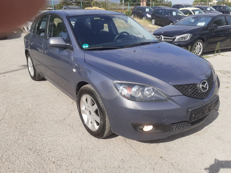 Mazda 3 1.6 като нова 115000км, снимка 2 - Автомобили и джипове - 47366010