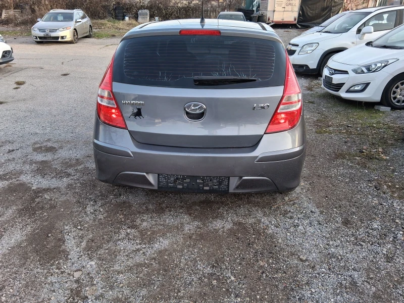 Hyundai I30 1.6 PREMIUM като нова , снимка 3 - Автомобили и джипове - 53050209