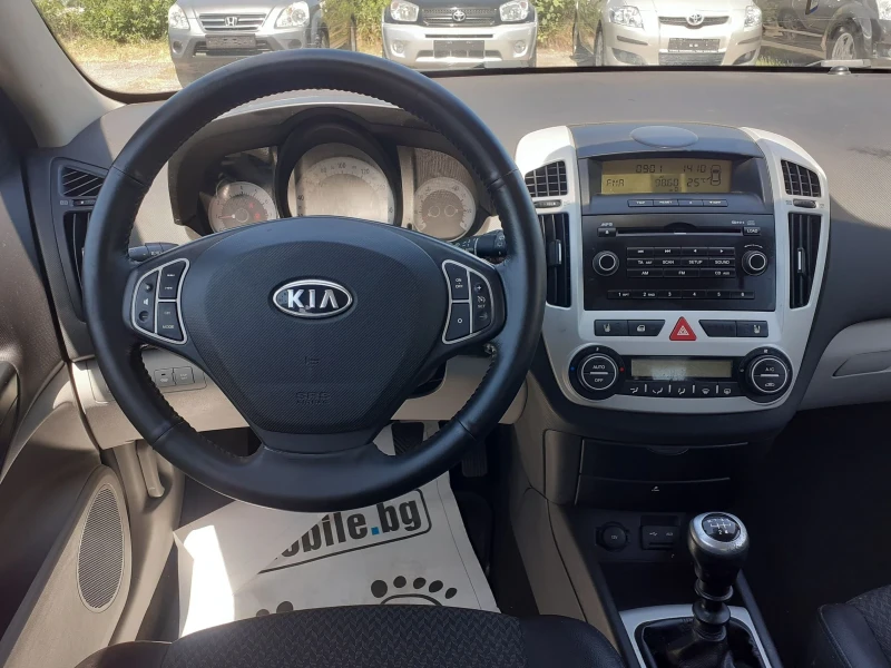 Kia Ceed 2.0 Спорт като нова , снимка 8 - Автомобили и джипове - 52659911