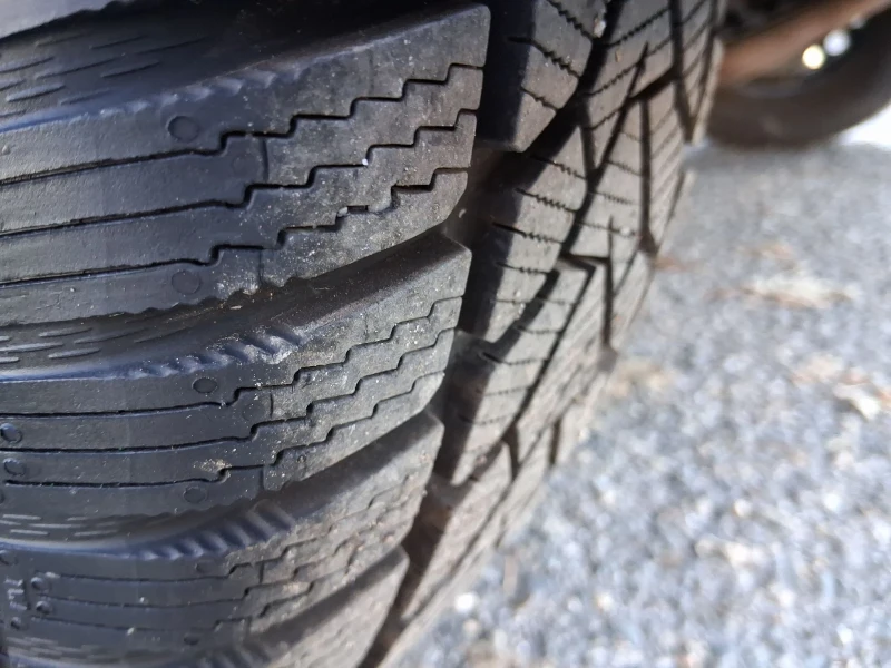 Hyundai I30 1.6 PREMIUM като нова , снимка 16 - Автомобили и джипове - 53050209