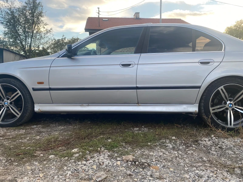 BMW 523, снимка 2 - Автомобили и джипове - 47538086