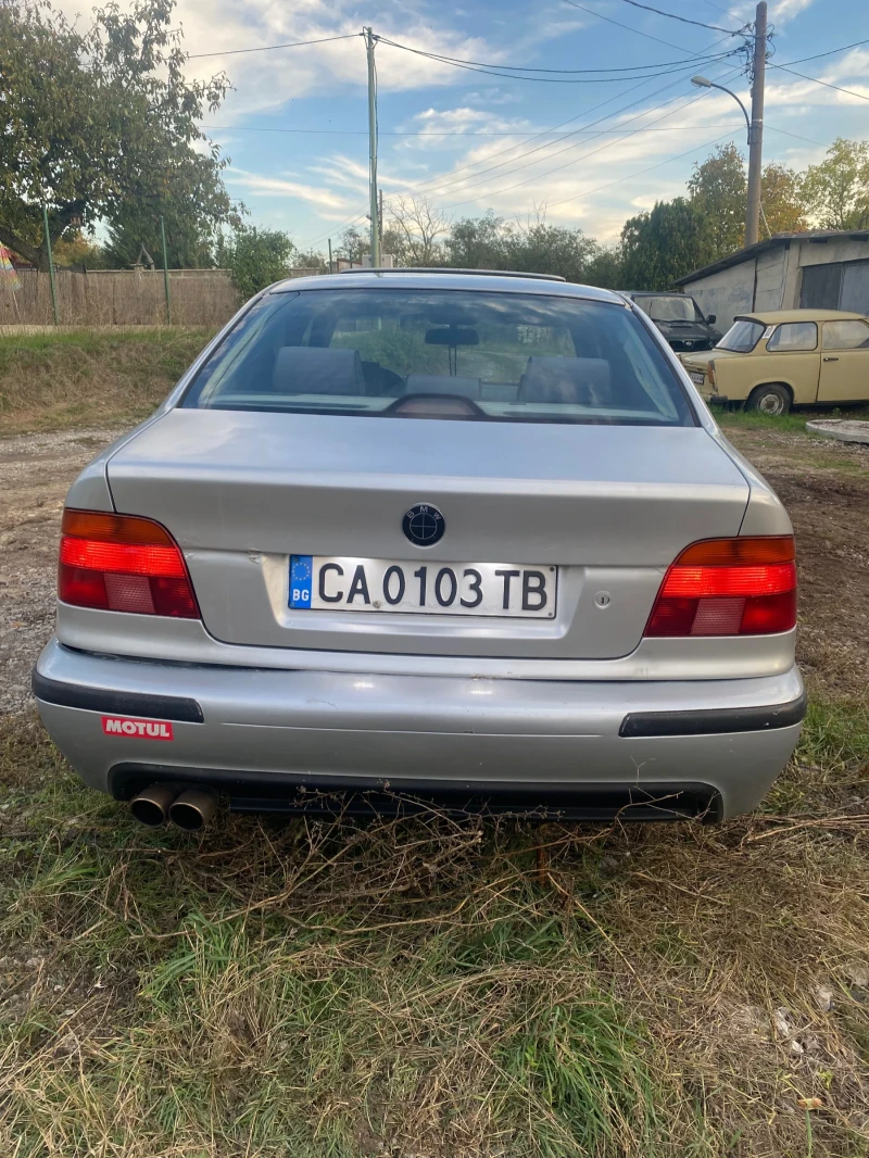 BMW 523, снимка 4 - Автомобили и джипове - 47538086