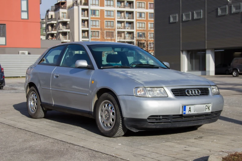 Audi A3 1, 9 TDI, снимка 4 - Автомобили и джипове - 49582564