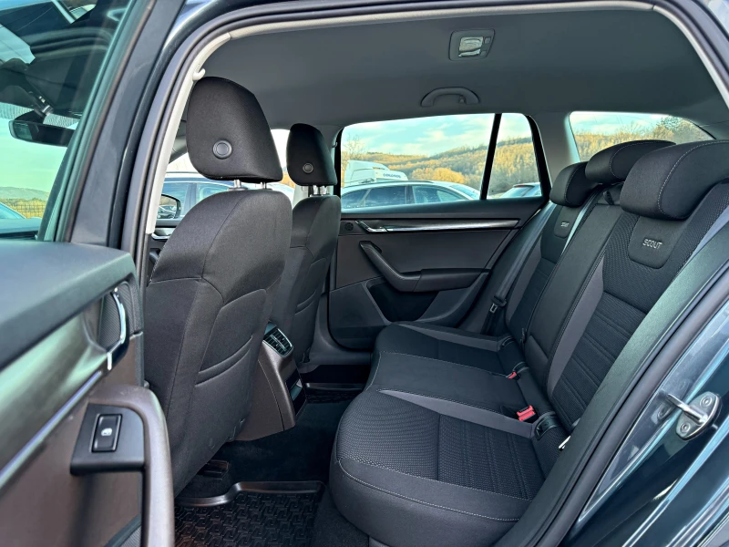 Skoda Octavia SCOUT 4X4 DSG MATRIX КАМЕРА ПОДГРЕВ, снимка 8 - Автомобили и джипове - 50034651