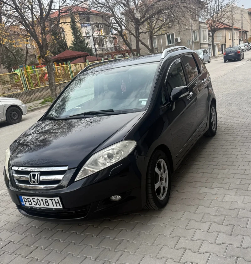 Honda Fr-v, снимка 11 - Автомобили и джипове - 52819565