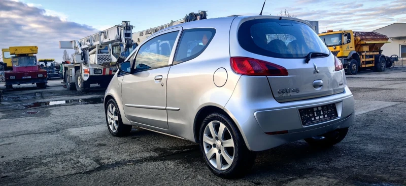 Mitsubishi Colt, снимка 4 - Автомобили и джипове - 52682679