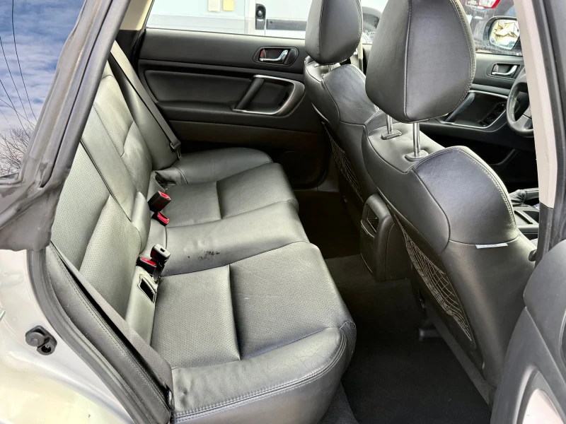 Subaru Legacy 2.5🇨🇭, снимка 14 - Автомобили и джипове - 53073059