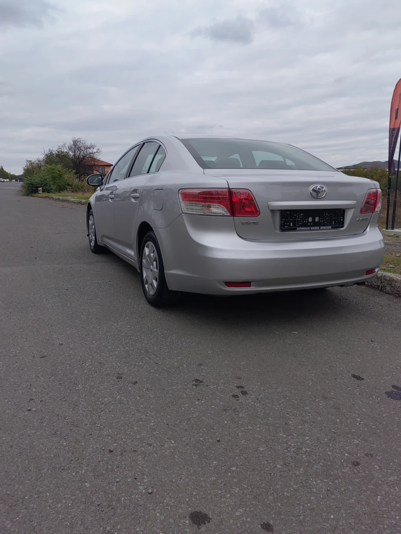 Toyota Avensis 1.8 VVT-I 147, снимка 4 - Автомобили и джипове - 53286182