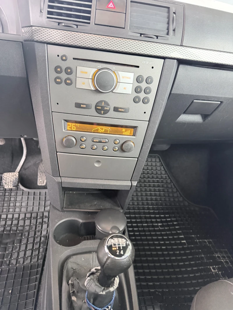Opel Meriva 1.3 CDTI първи собственици в България, снимка 12 - Автомобили и джипове - 53389558