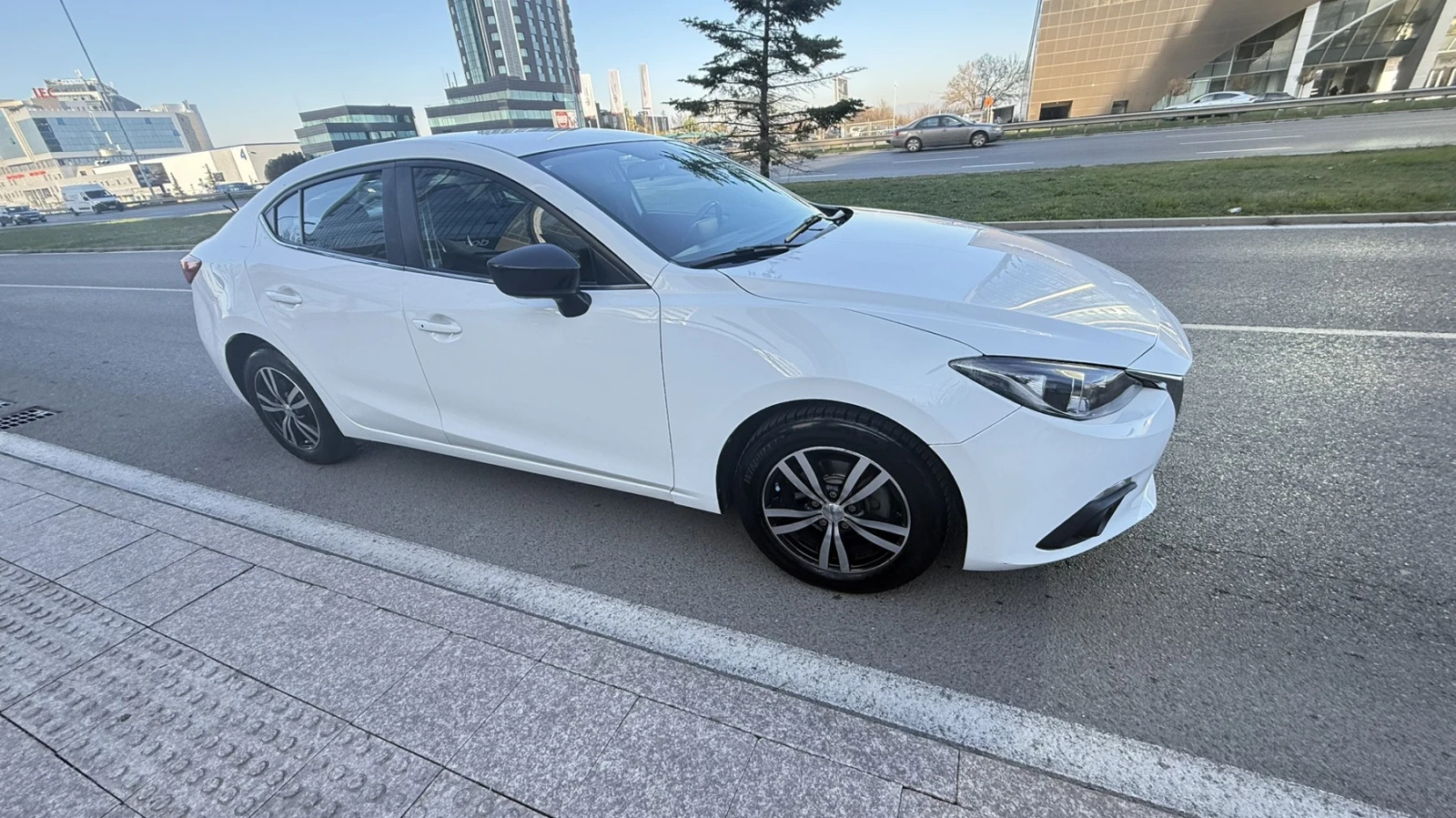 Mazda 3 SKYACTIV, снимка 1