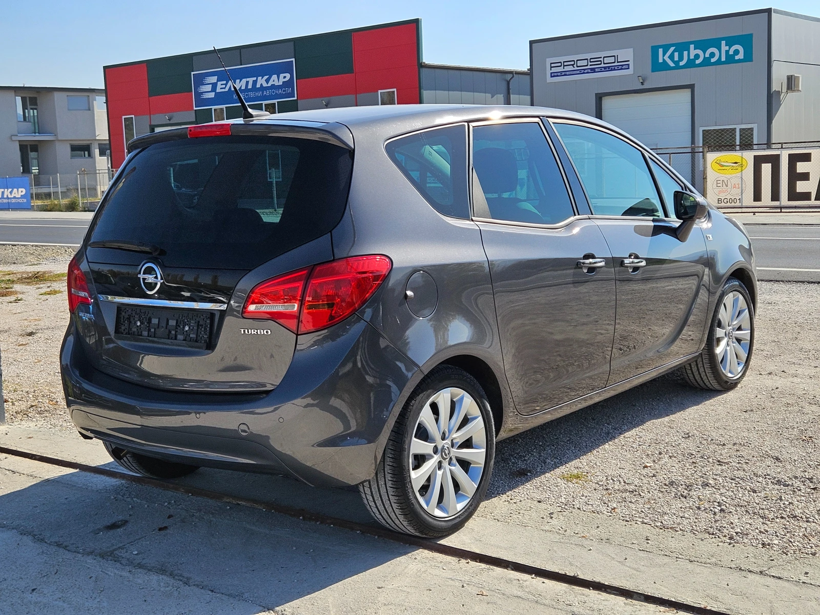 Opel Meriva 1.4i EURO5 NAVI - изображение 4