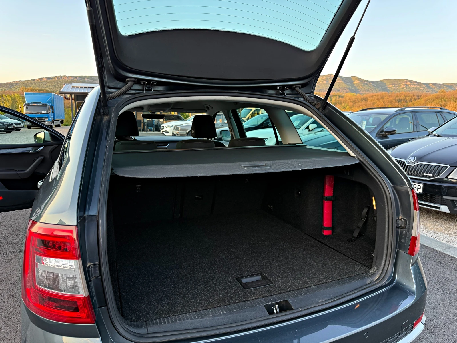 Skoda Octavia SCOUT 4X4 DSG MATRIX   | Mobile.bg   15