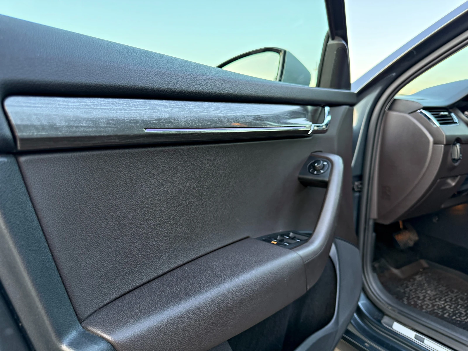 Skoda Octavia SCOUT 4X4 DSG MATRIX   | Mobile.bg   12