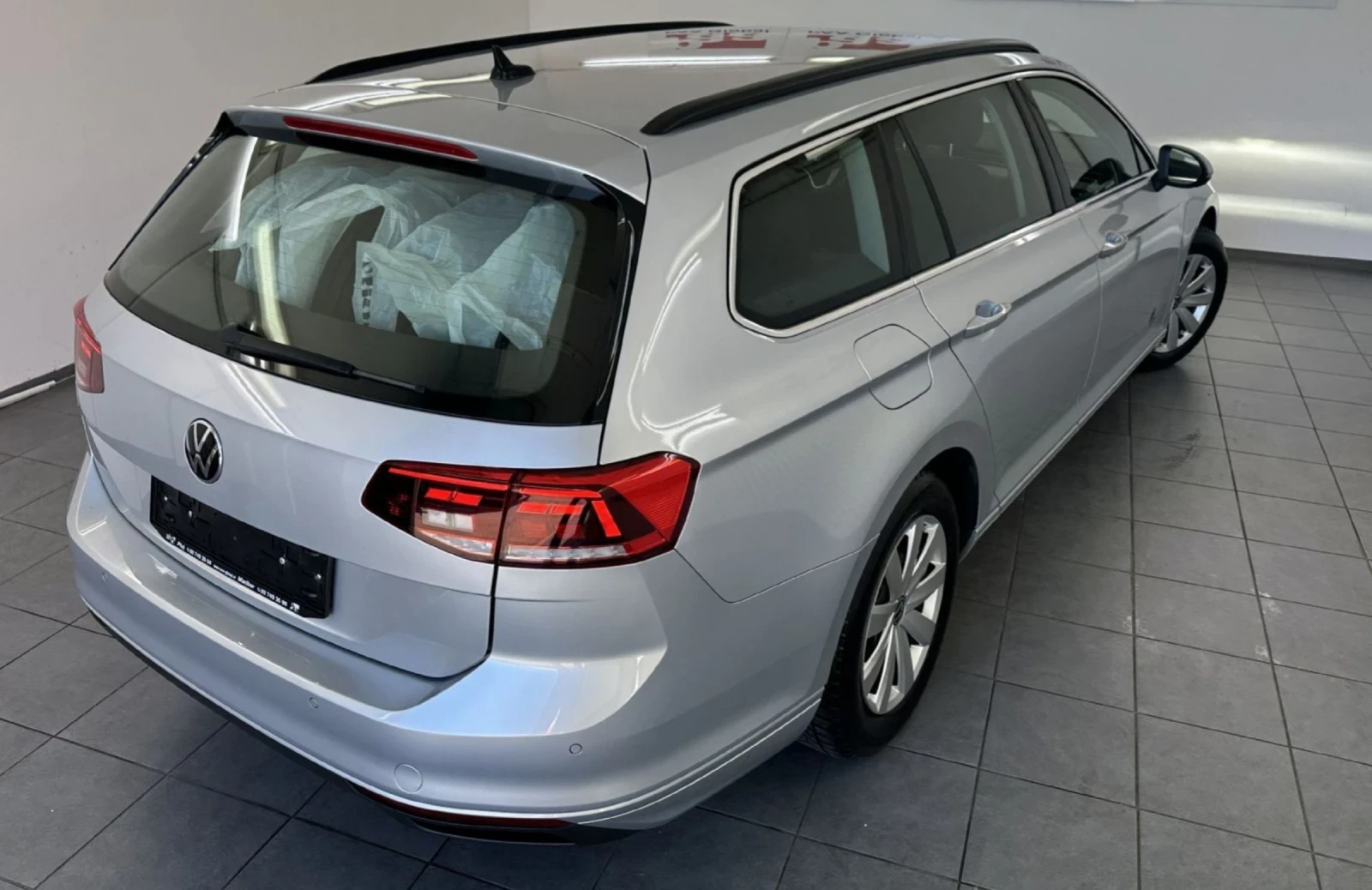 VW Passat Variant 2.0TDI.110KW.KAMERA.LED.NAVI - изображение 3