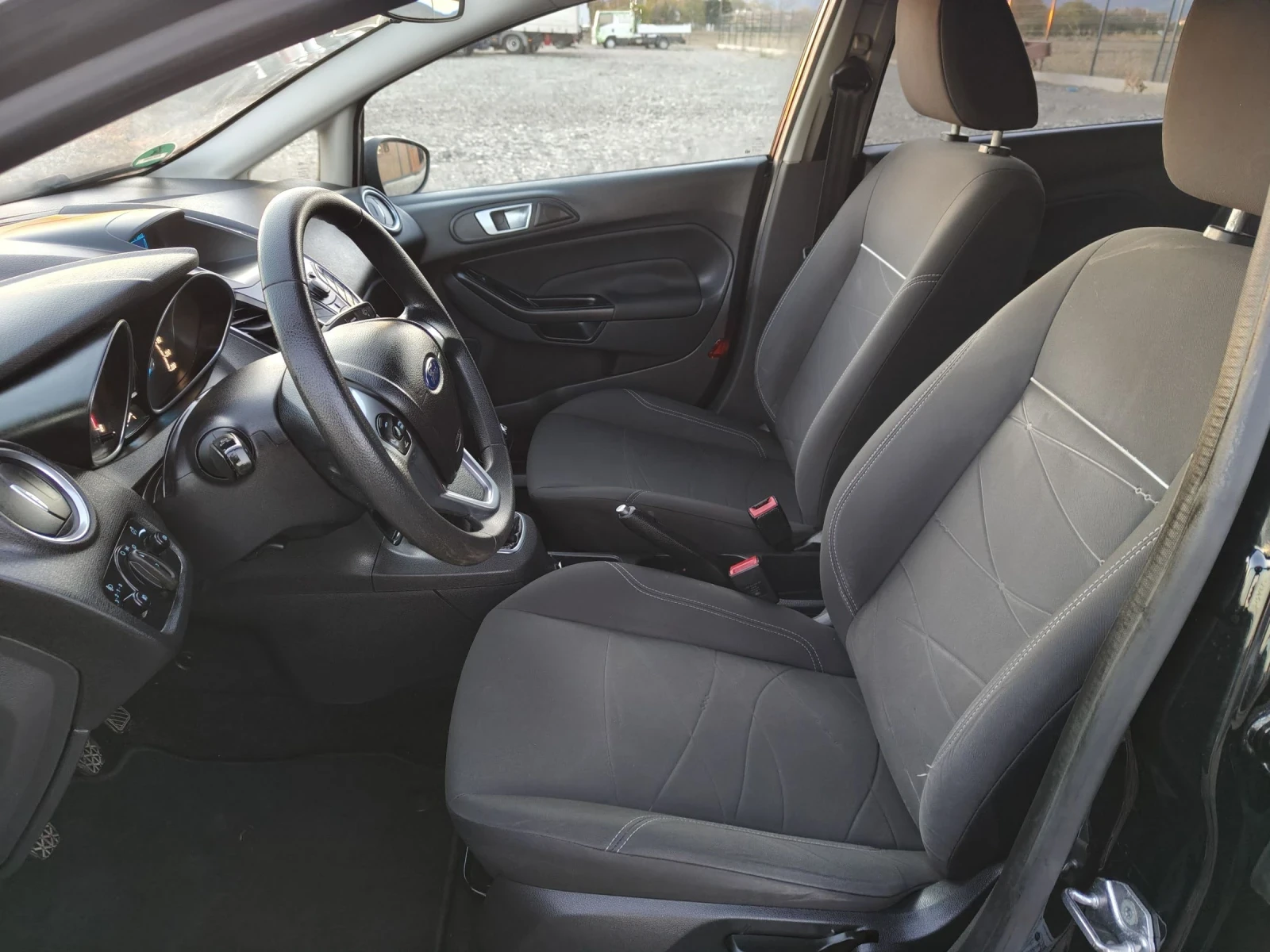 Ford Fiesta 1.0 ecoboost 100 TURBO  - изображение 10