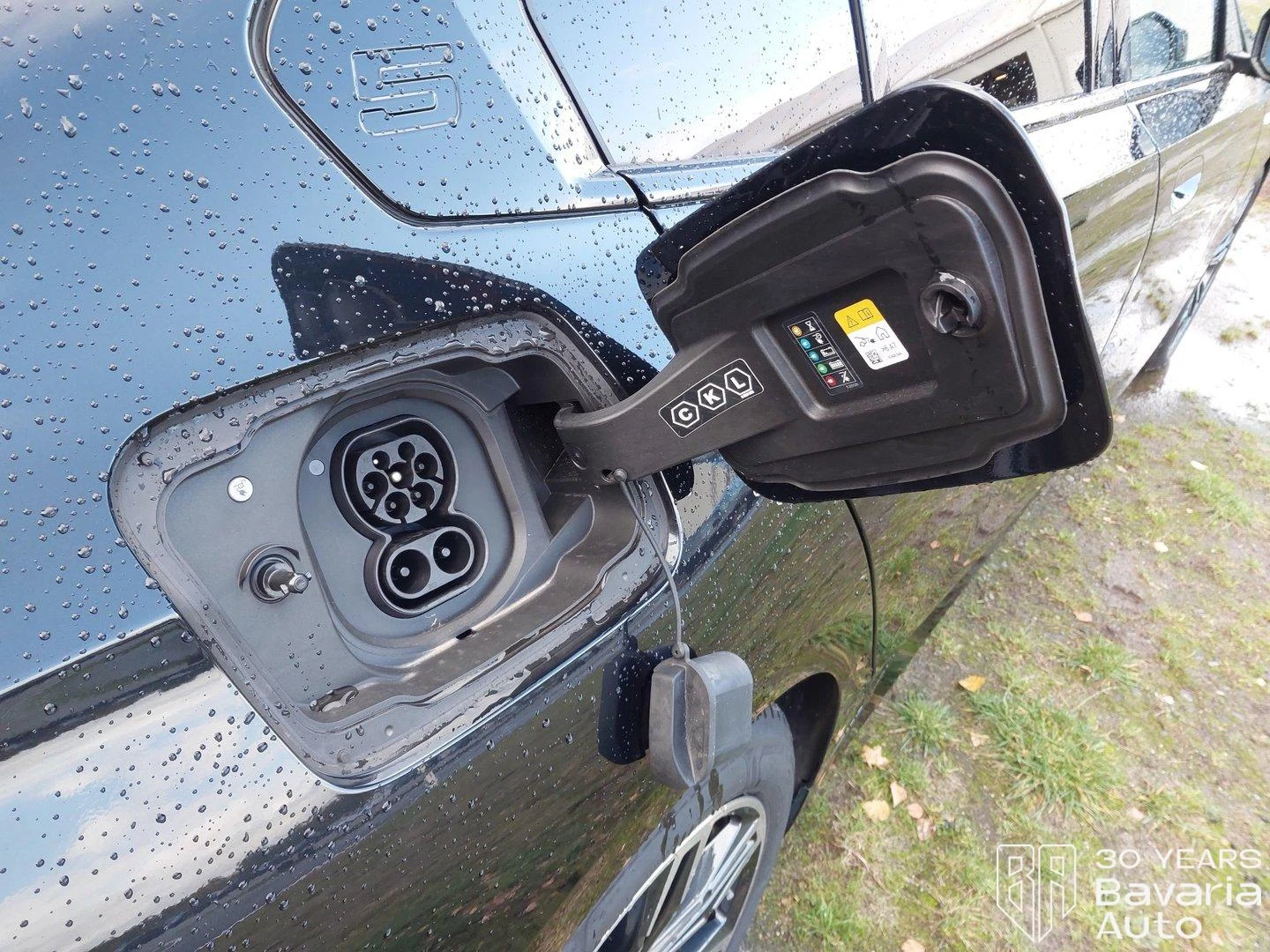 BMW i5 40 xDrive M Sport Paket Automatic | Mobile.bg   13