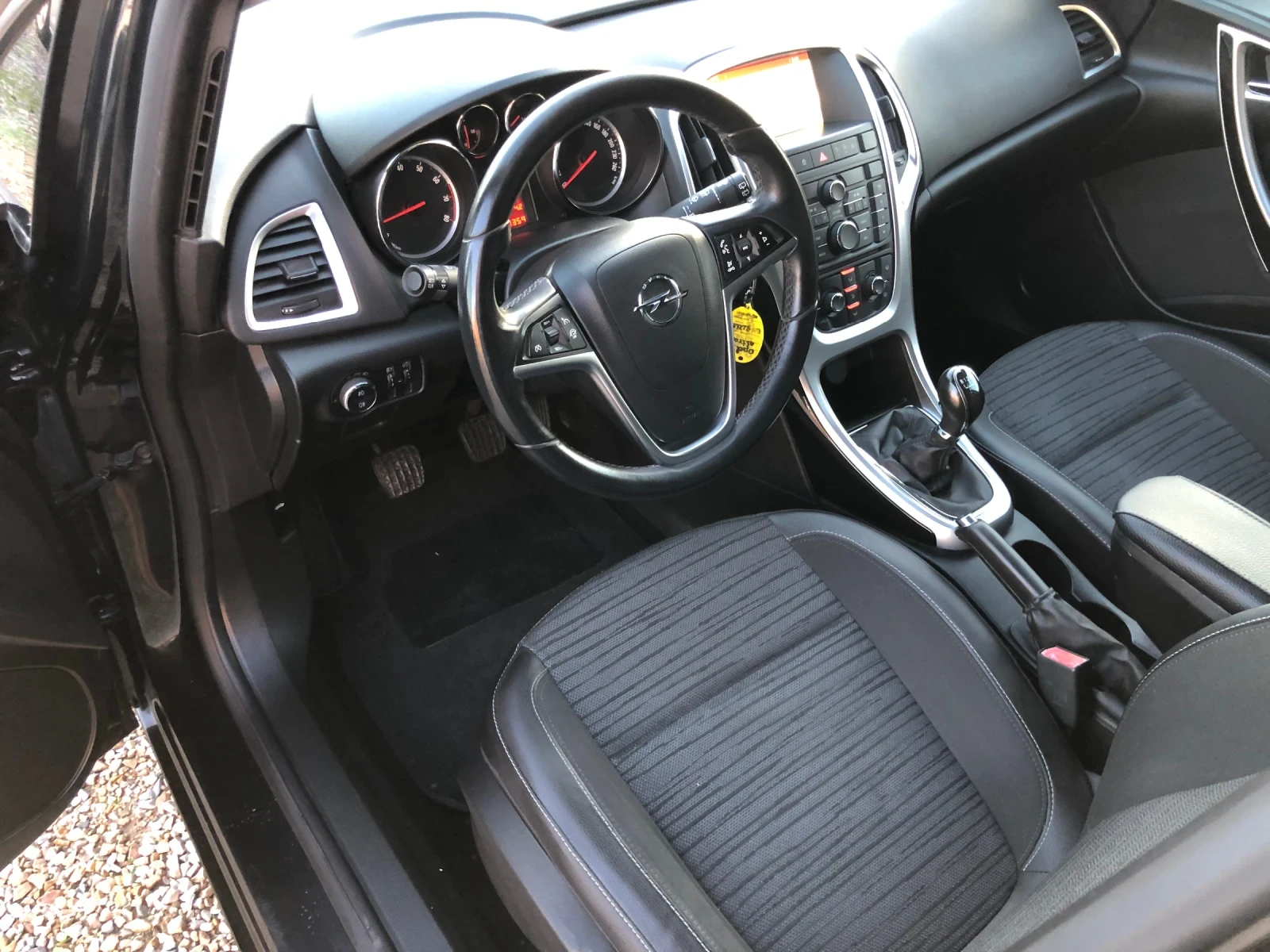 Opel Astra COSMO/ФАБРИЧНА ГАЗ-LPG/УНИКАТ-ТОП СЪСТОЯНИЕ - изображение 9