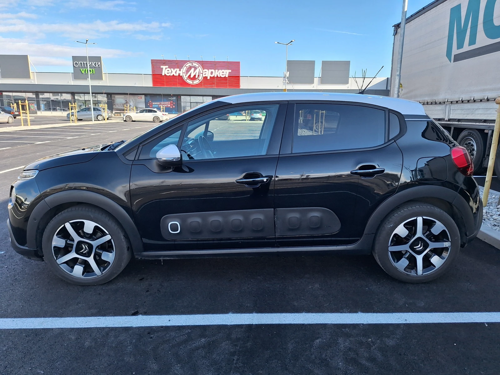 Citroen C3 SHINE PureTech 110 S&S EAT6 E6 - изображение 6