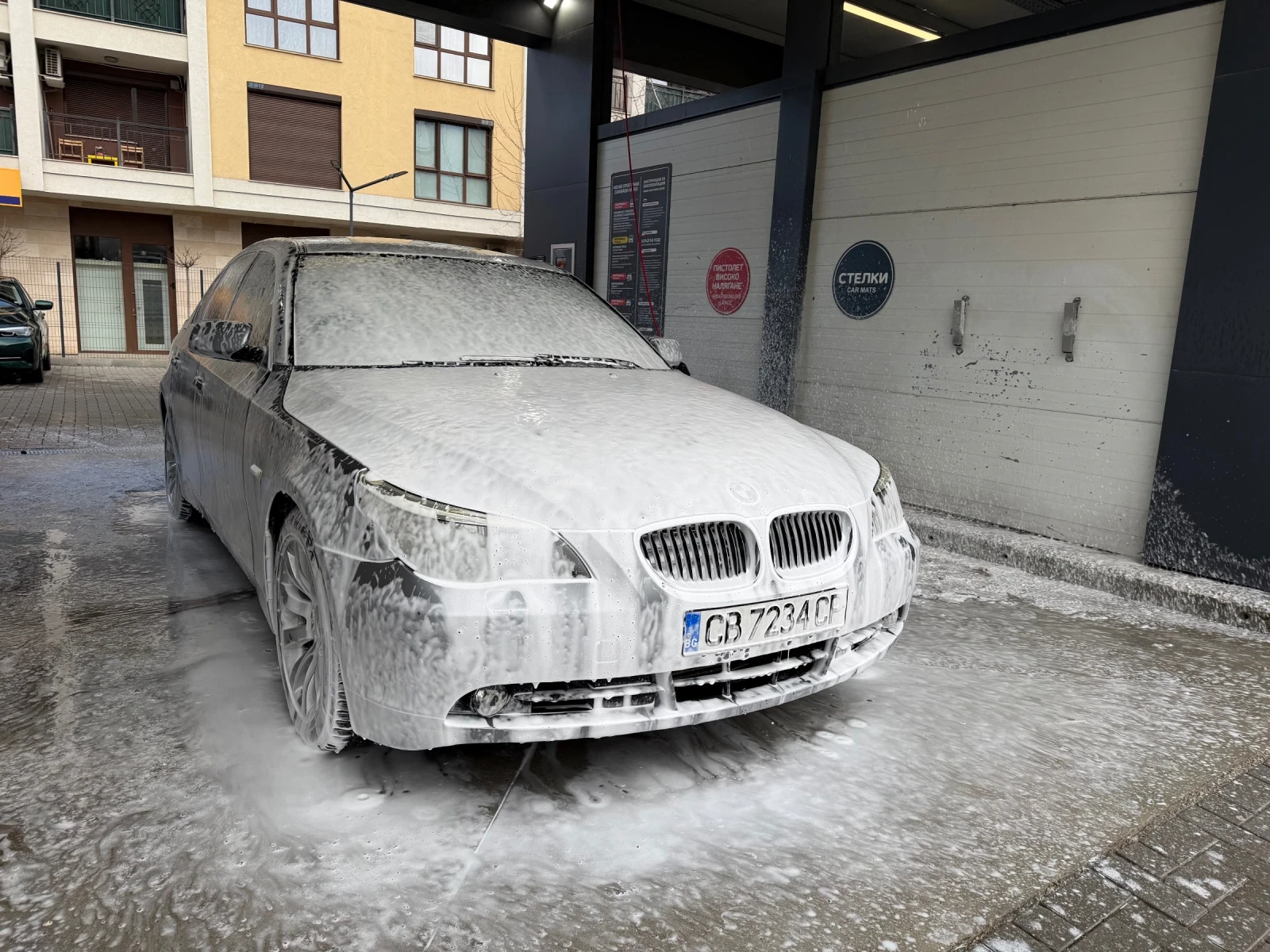 BMW 525  - изображение 10