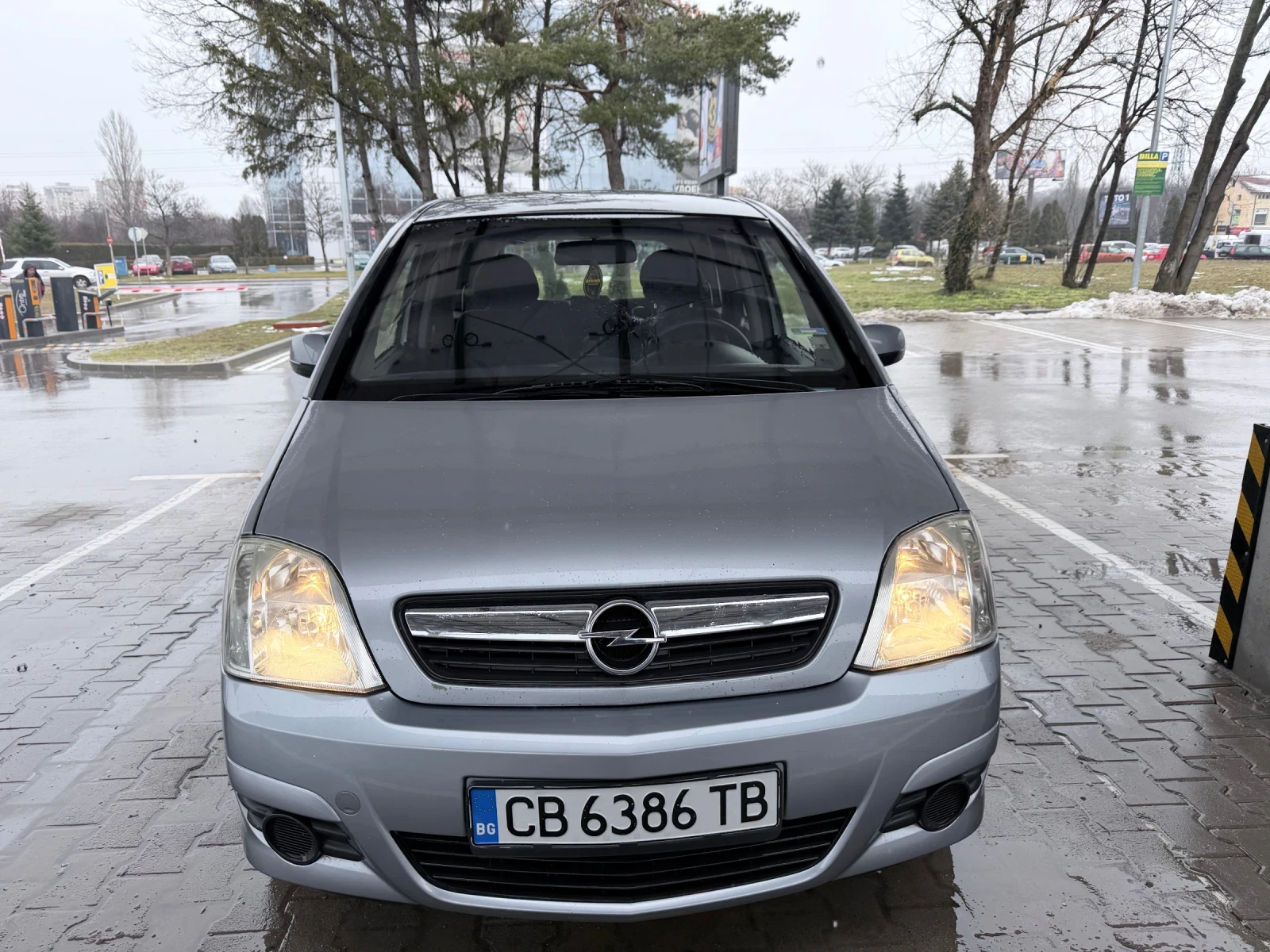 Opel Meriva 1.3 CDTI първи собственици в България - изображение 2