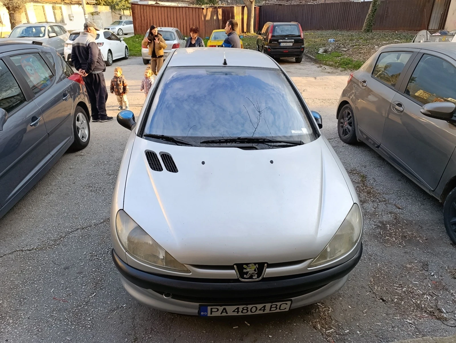 Peugeot 206, снимка 2 - Автомобили и джипове - 53736944