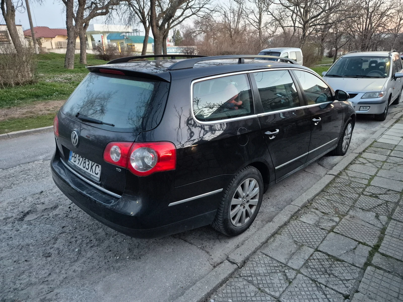VW Passat 1.9 TDI, снимка 7 - Автомобили и джипове - 53815286