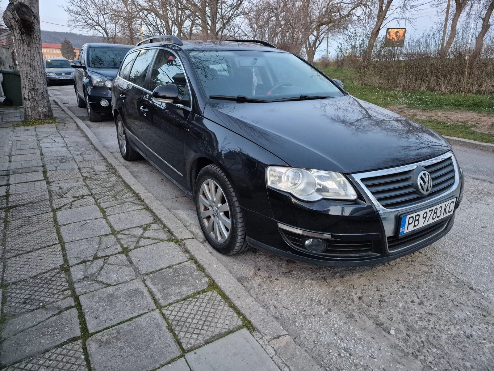 VW Passat 1.9 TDI, снимка 5 - Автомобили и джипове - 53815286