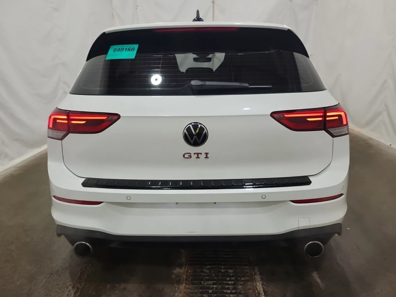 VW Golf GTI * * CARFAX * * АВТО КРЕДИТ * * , снимка 5 - Автомобили и джипове - 53863642