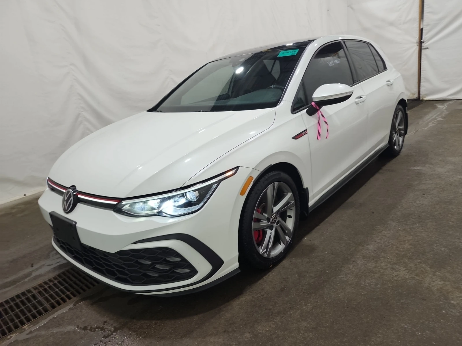 VW Golf GTI * * CARFAX * * АВТО КРЕДИТ * * , снимка 3 - Автомобили и джипове - 53863642