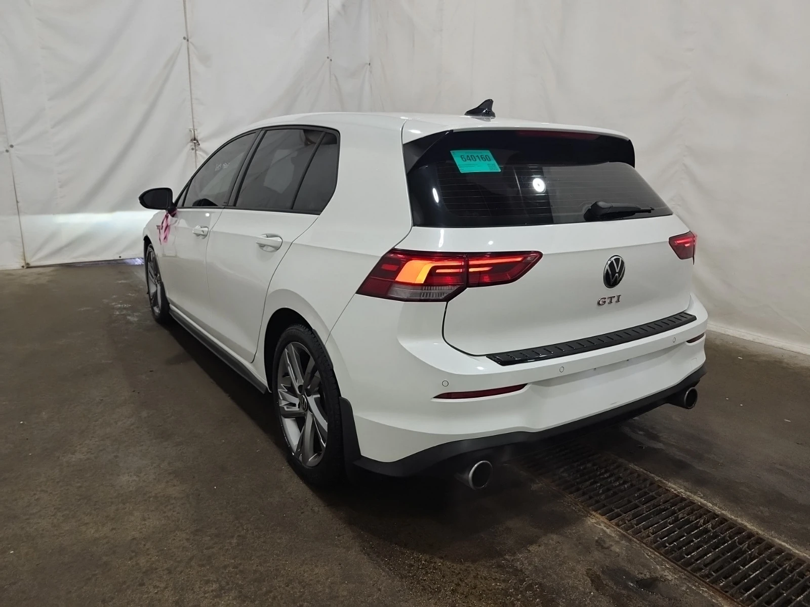 VW Golf GTI * * CARFAX * * АВТО КРЕДИТ * * , снимка 4 - Автомобили и джипове - 53863642