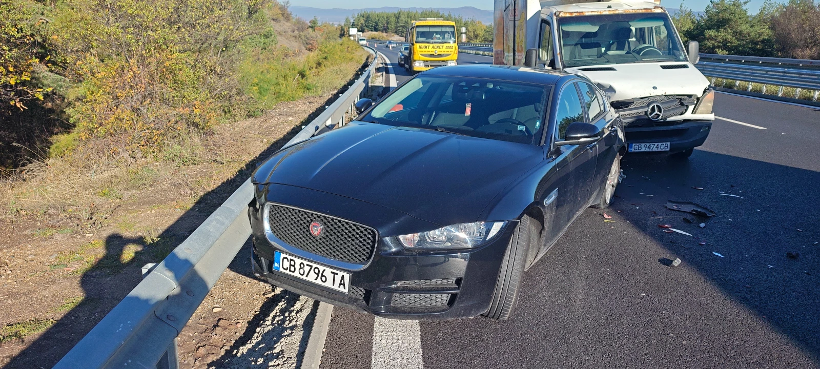 Jaguar XE 2.0d | Auto.bg — изображение 1