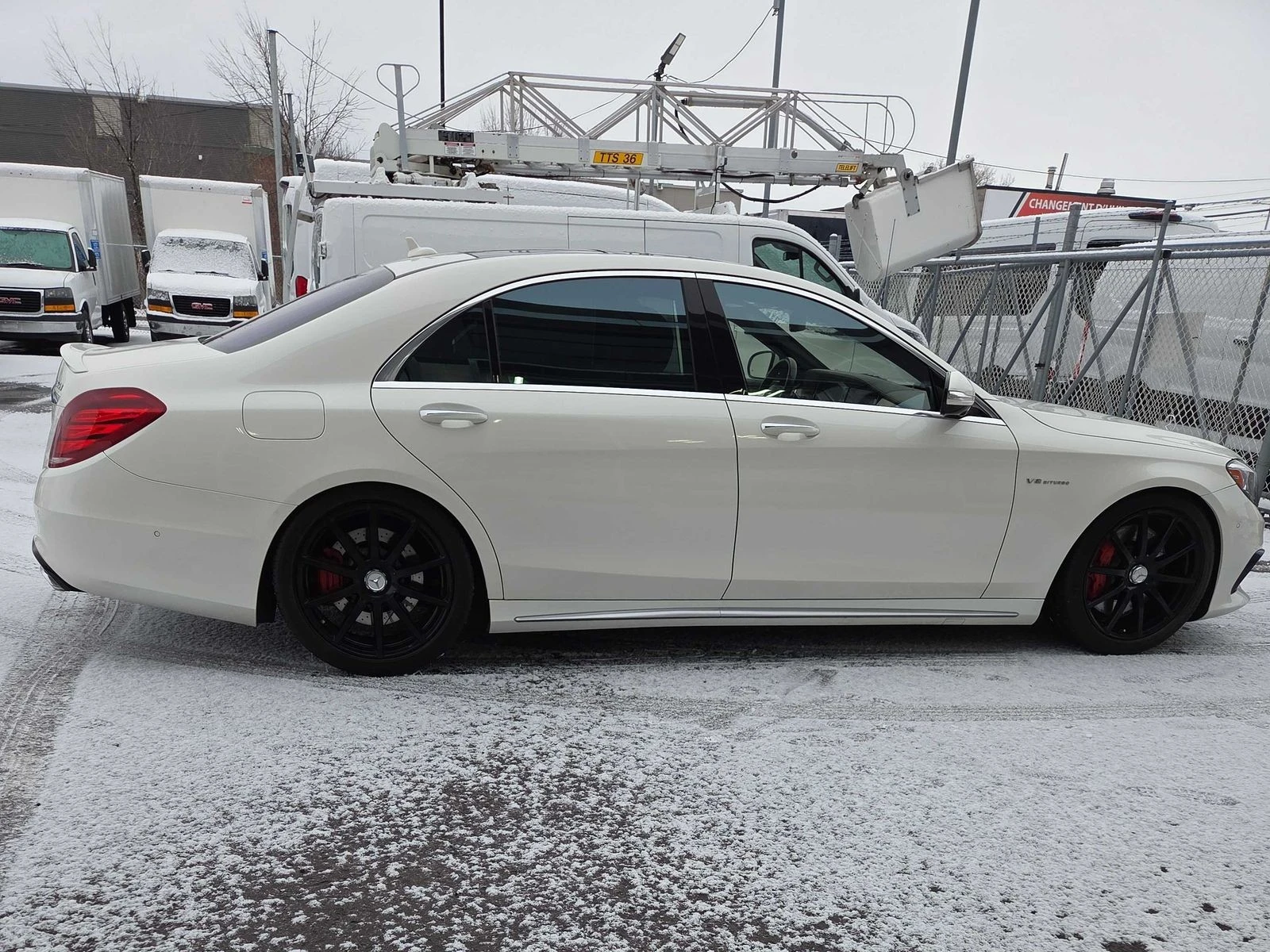 Mercedes-Benz S 63 AMG АВТО КРЕДИТ, снимка 5 - Автомобили и джипове - 53957127